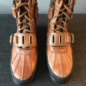 Lauren Ralph Lauren Quanita Leather boot. Size 6
